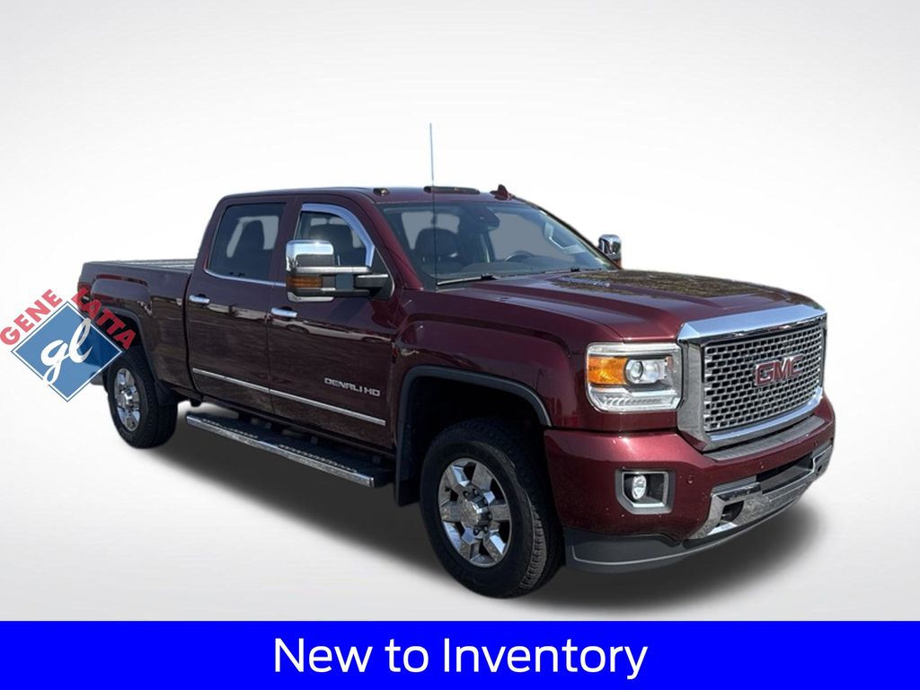 2016 GMC Sierra 4WD Crew Cab Standard Box Denali's photo