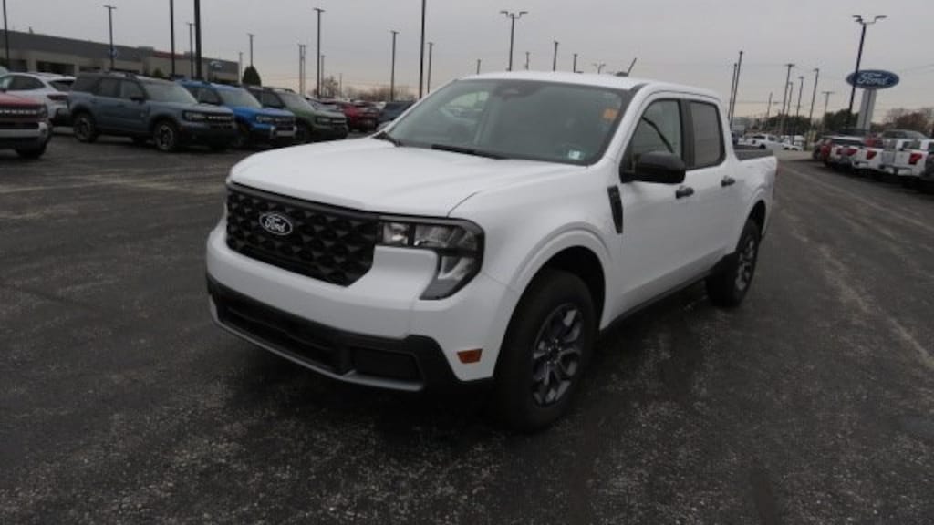 New 2025 Ford Maverick XLT Truck
