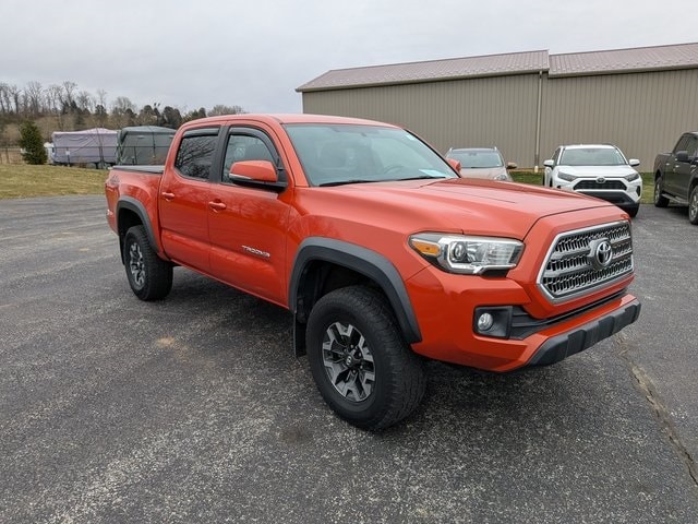 2017 Toyota Tacoma TRD Off Road's photo