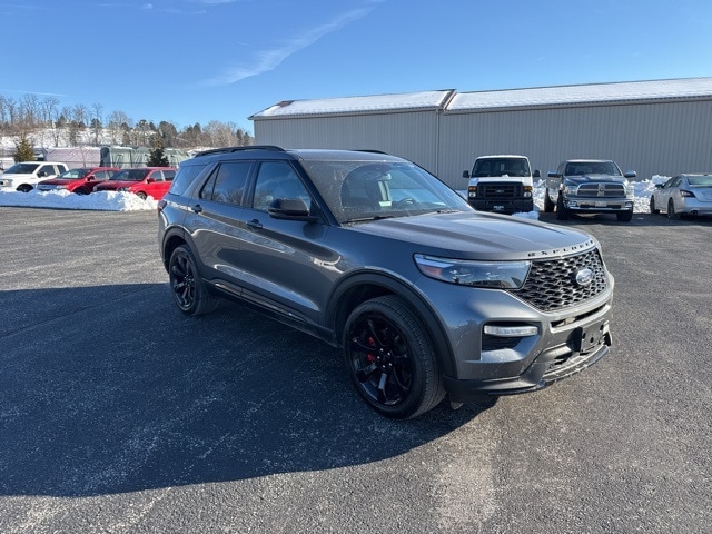 2023 Ford Explorer SUV 