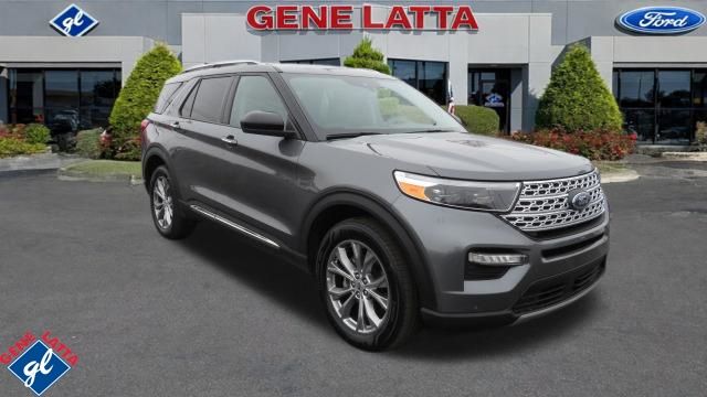 2023 Ford Explorer SUV 