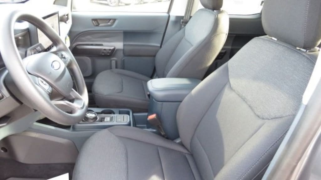 New 2025 Ford Maverick XL Truck