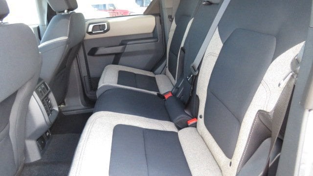 2025 Ford Bronco 4-Door Big Bend - Photo 6