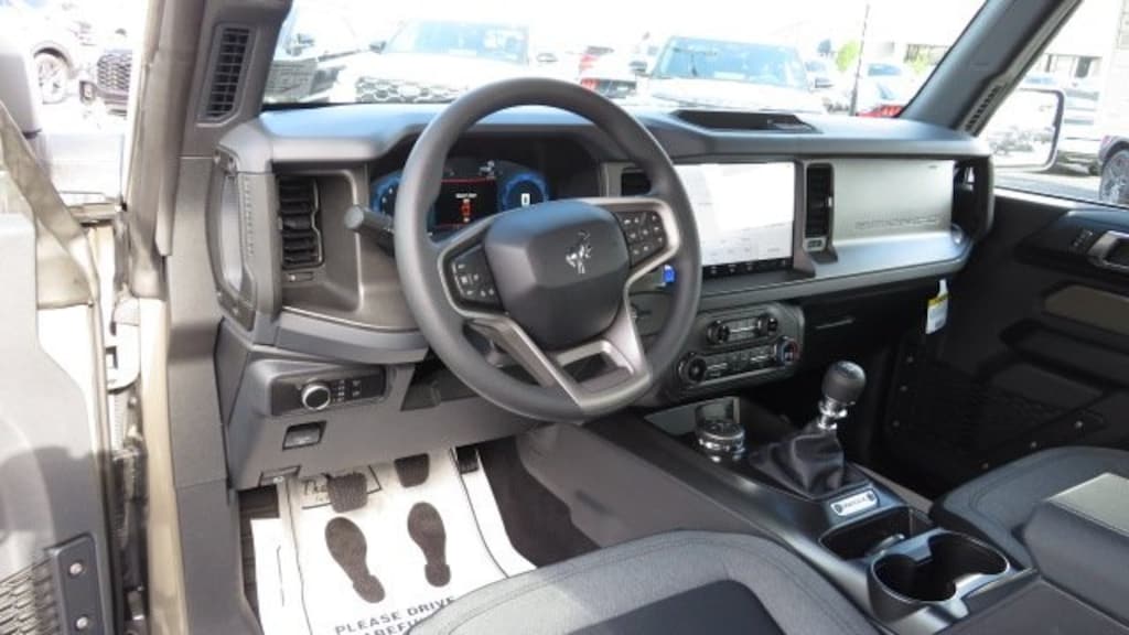 New 2025 Ford Bronco Base SUV