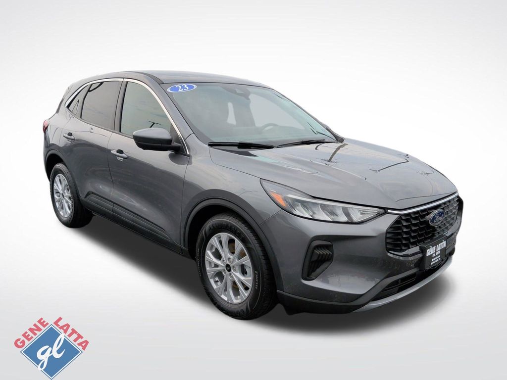 2023 Ford Escape