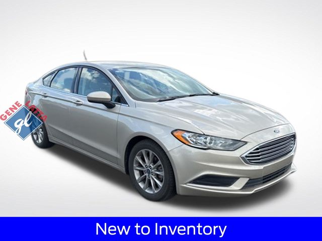 2017 Ford Fusion SE FWD's photo