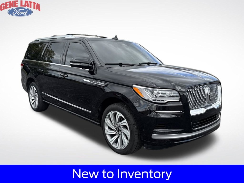 2022 Lincoln Navigator