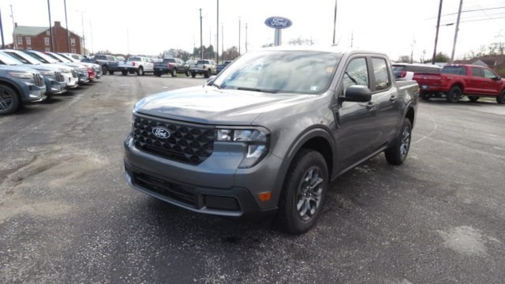 New 2025 Ford Maverick XLT Truck