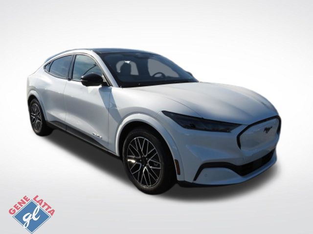 2025 Ford Mustang-Mach-e Premium's photo