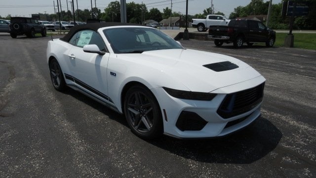 2025 Ford Mustang Convertible 