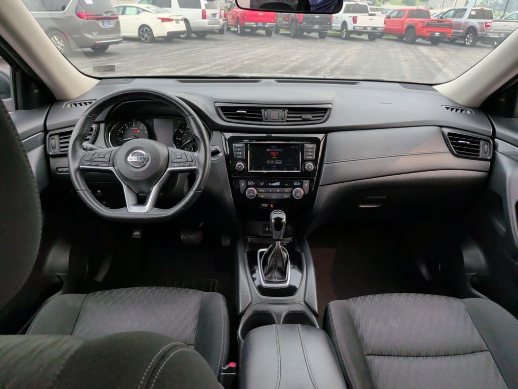 Used 2018 Nissan Rogue SV with VIN KNMAT2MV9JP609478 for sale in Hanover, PA