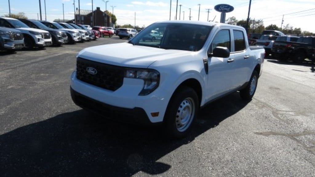 New 2025 Ford Maverick XL Truck
