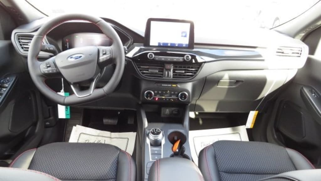 New 2026 Ford Escape Hybrid ST-Line Select SUV