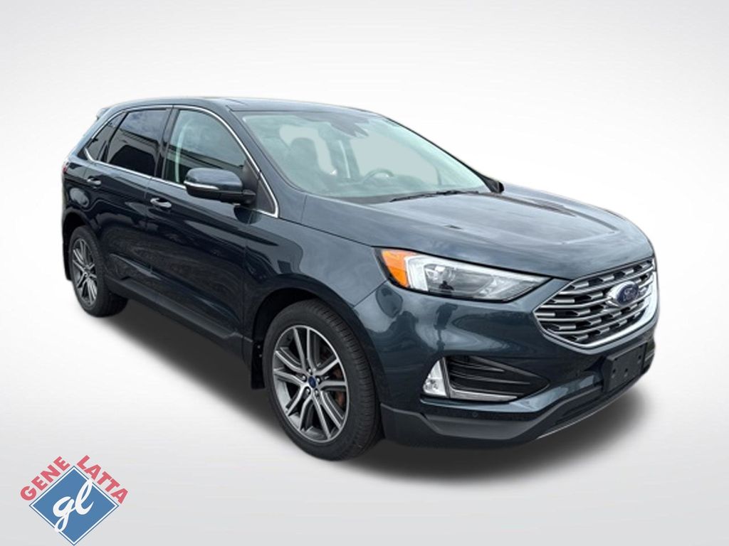 2022 Ford Edge Titanium AWD's photo