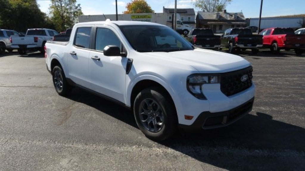 New 2025 Ford Maverick XLT Truck