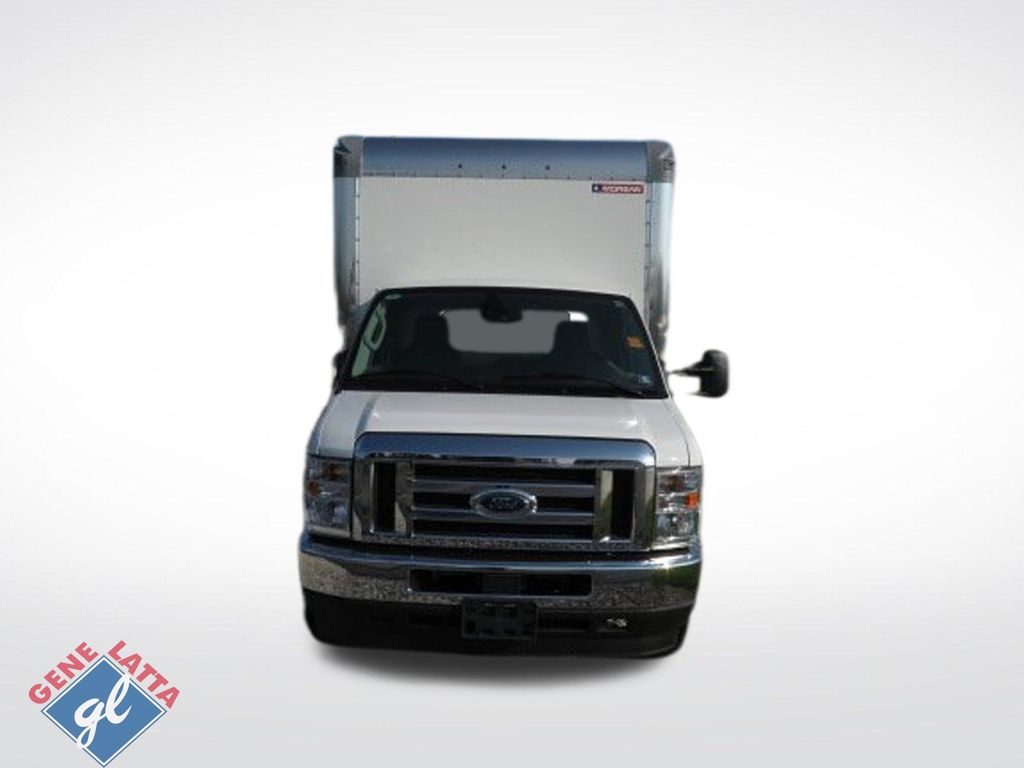 2025 Ford E-Series Cutaway Base - Photo 6