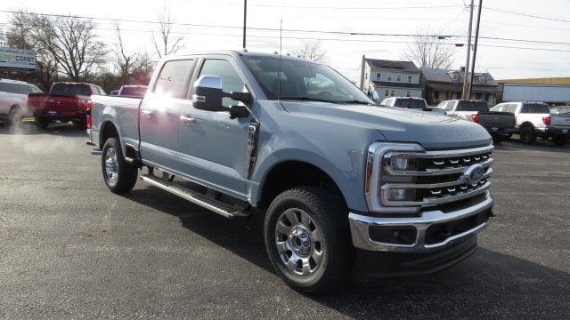 2026 Ford F-350 Super Duty Lariat's photo