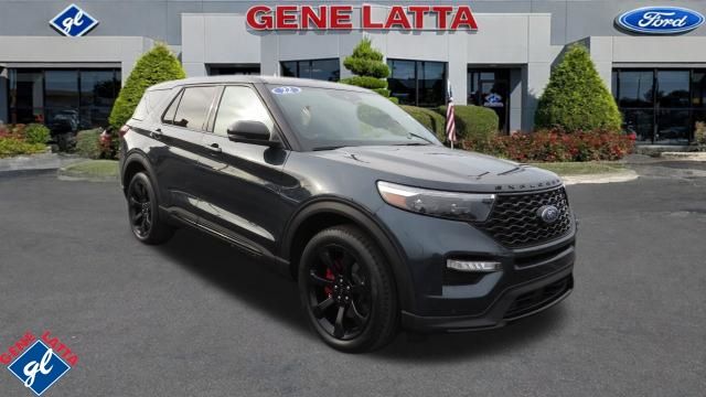 2022 Ford Explorer SUV 