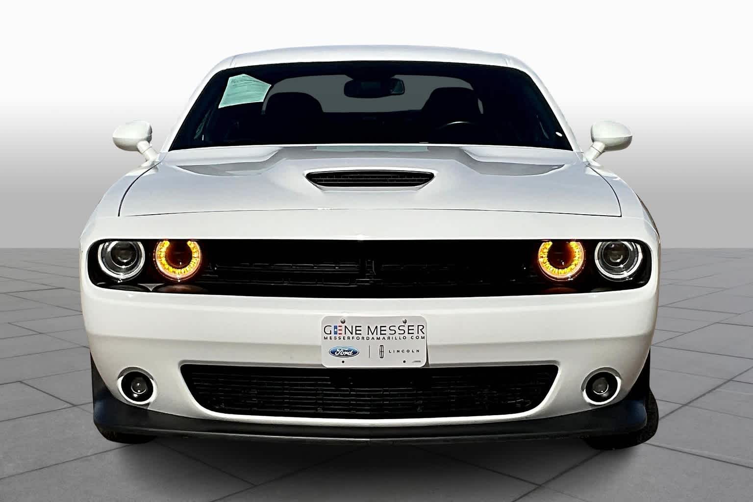 2022 Dodge Challenger GT photo 2