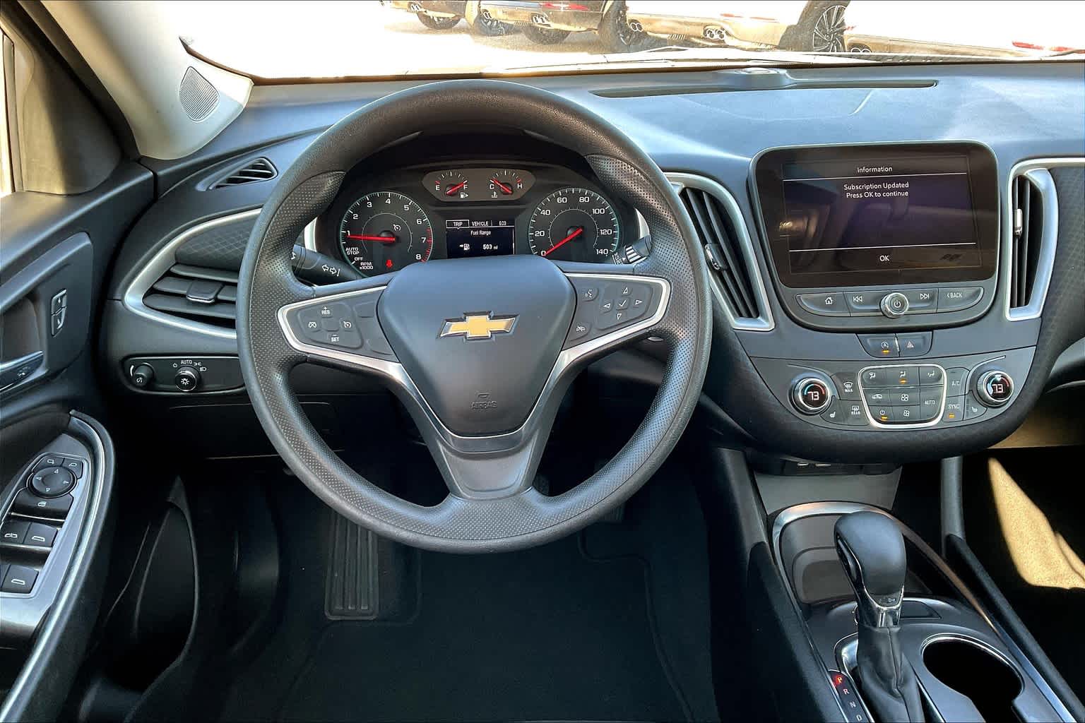 2022 Chevrolet Malibu photo 4
