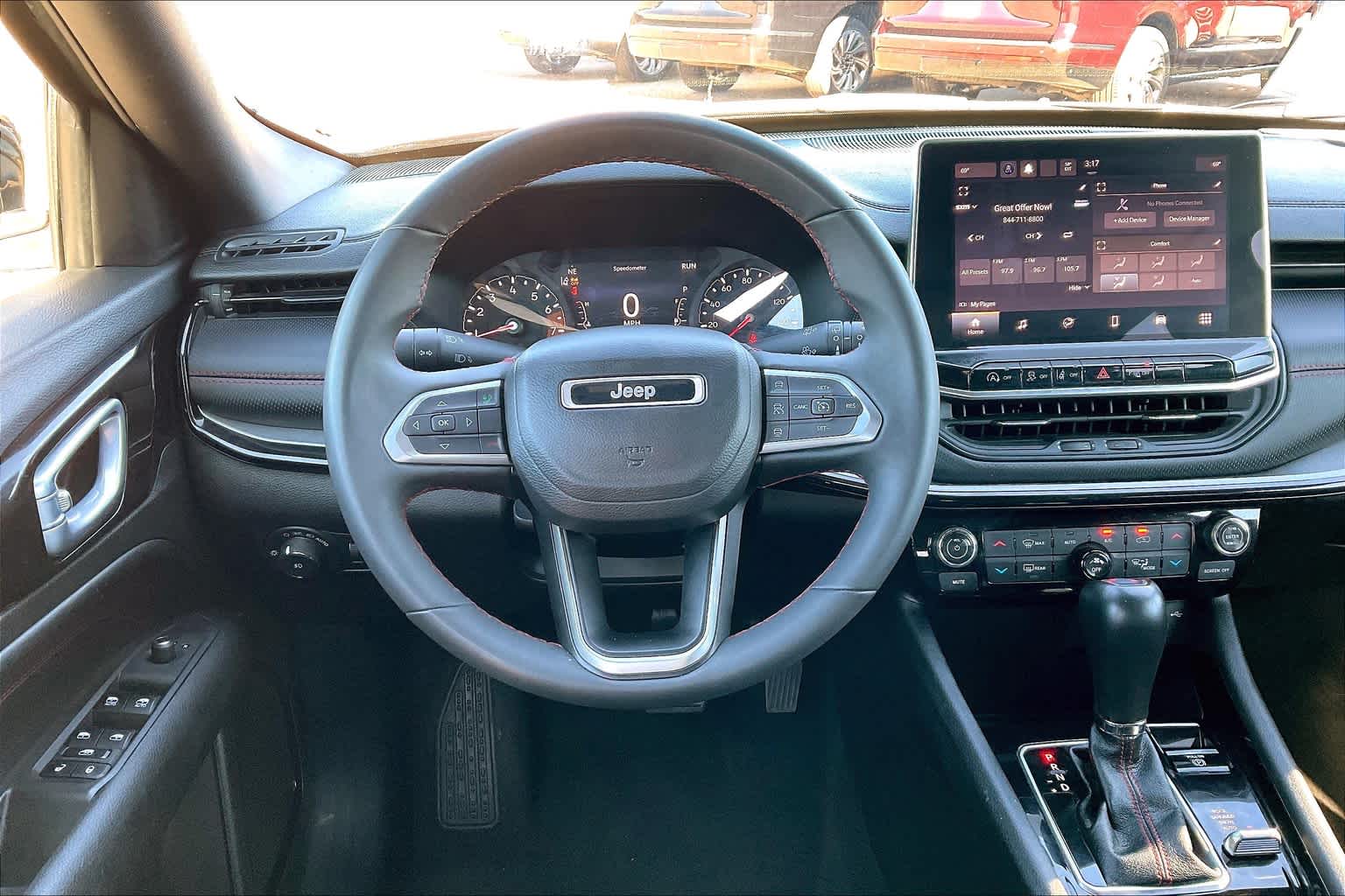 2023 Jeep Compass Trailhawk photo 4