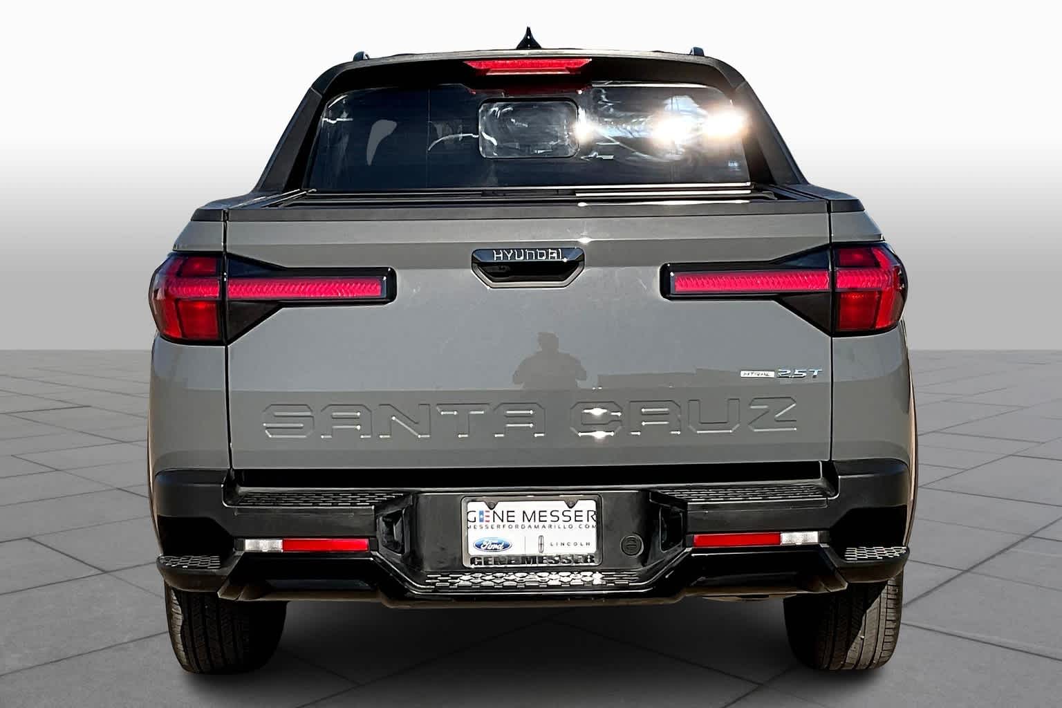 2023 Hyundai Santa Cruz Night photo 3