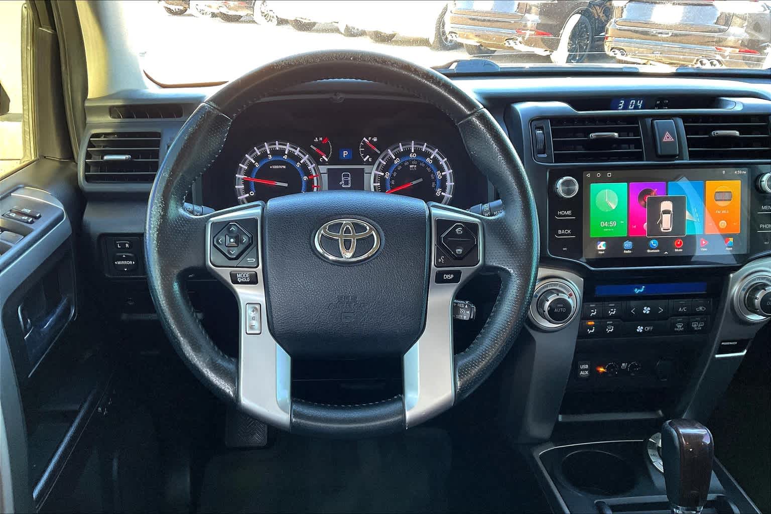 2016 Toyota 4Runner Limited photo 4