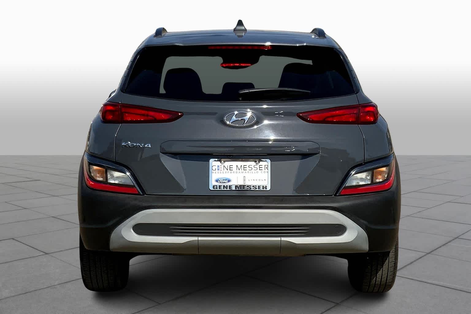 2023 Hyundai Kona SEL photo 3