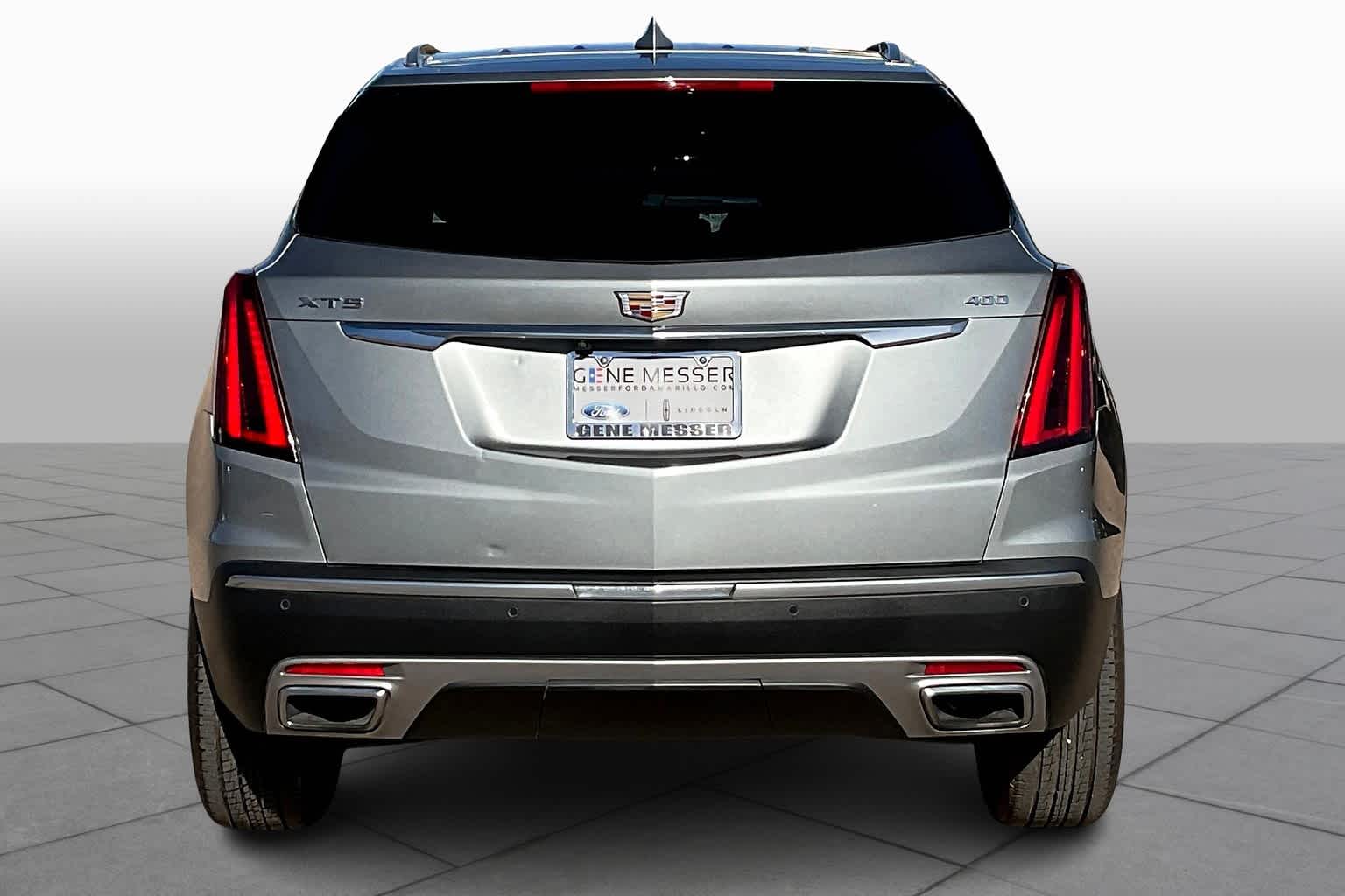 2023 Cadillac XT5 Premium Luxury photo 3