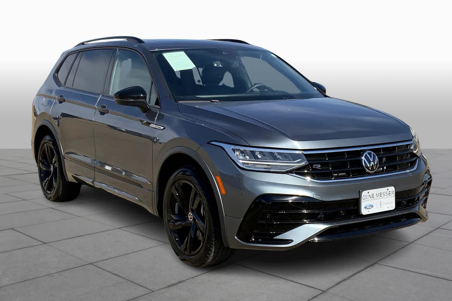 Used 2023 Volkswagen Tiguan SE R-LINE BLACK with VIN 3VVCB7AX3PM083654 for sale in Houston, TX