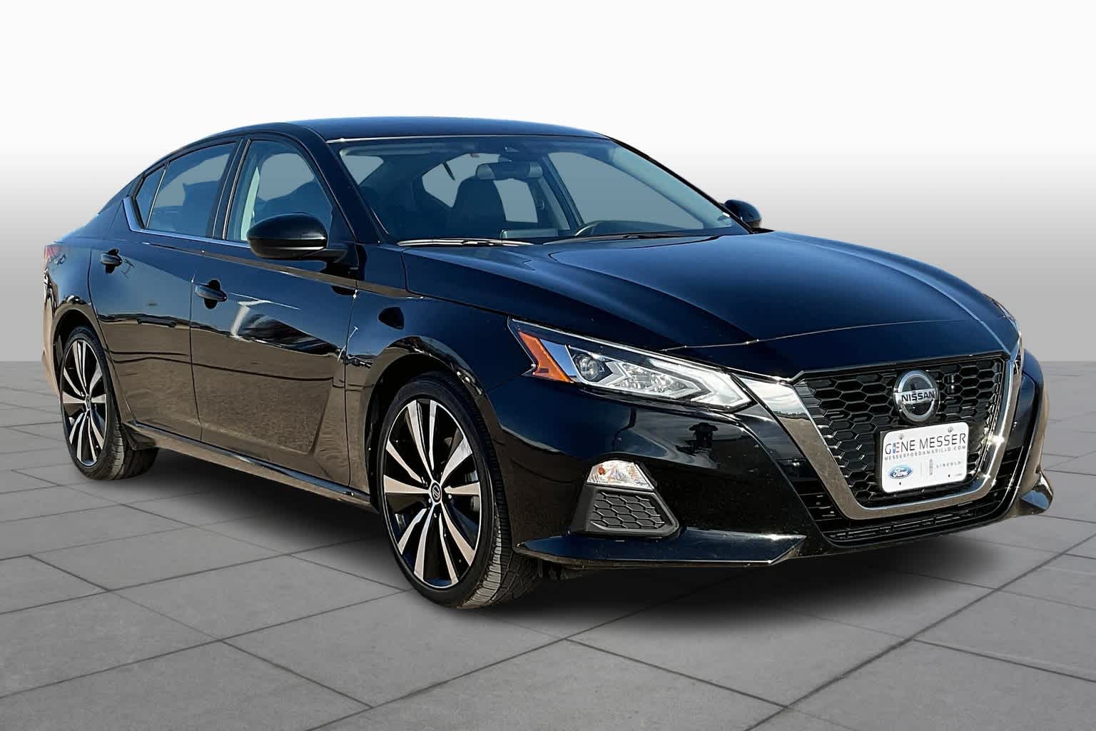 Used 2022 Nissan Altima SR with VIN 1N4BL4CV8NN370479 for sale in Houston, TX