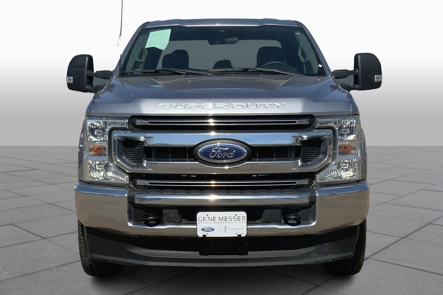 2022 Ford F-250 XLT photo 2