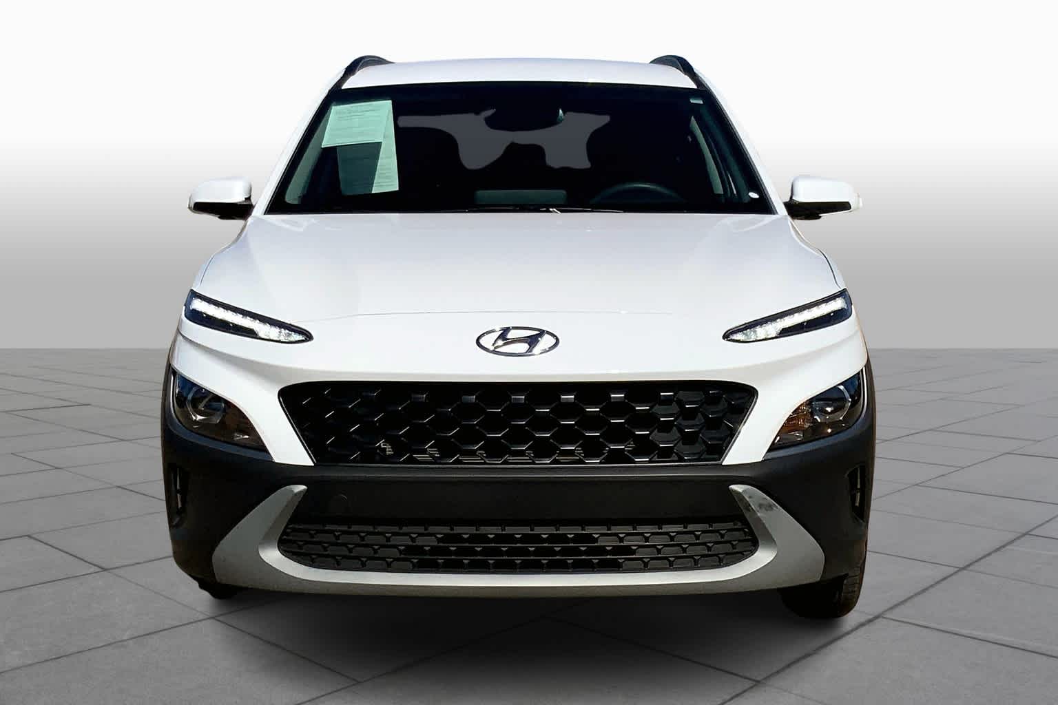 2023 Hyundai Kona SEL photo 2