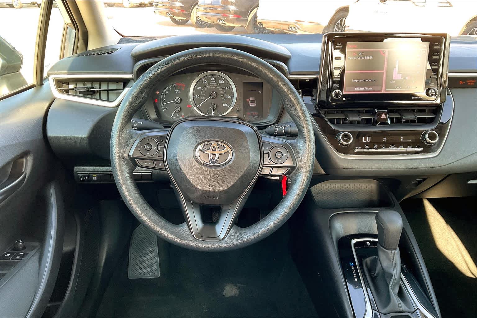 2022 Toyota Corolla LE photo 4