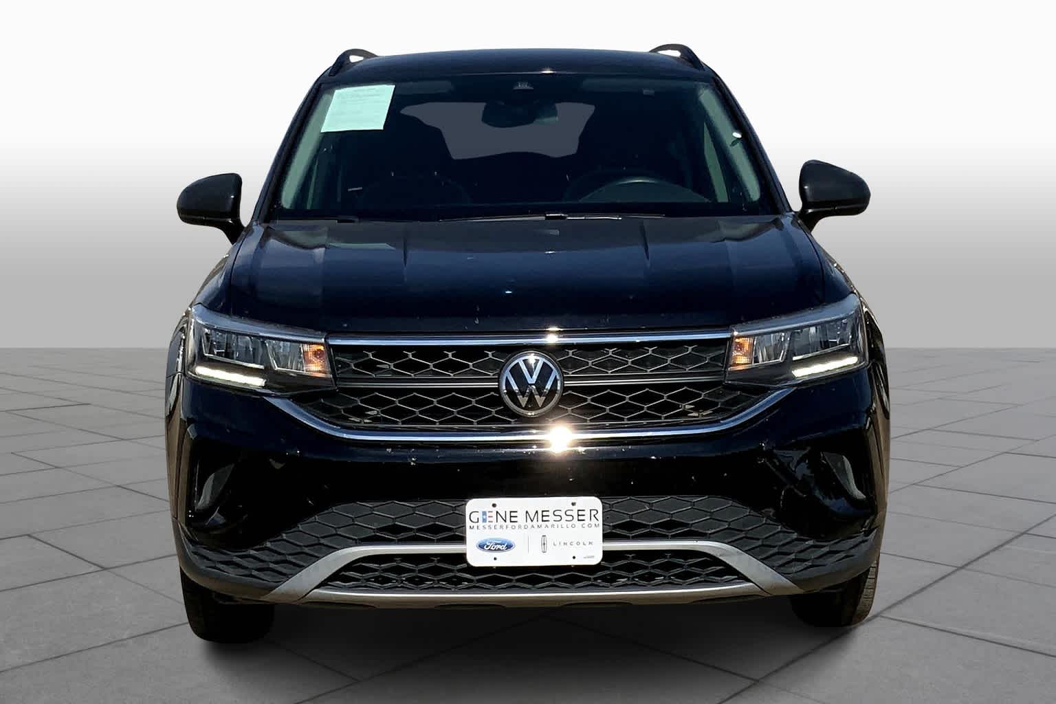 2022 Volkswagen Taos S photo 2