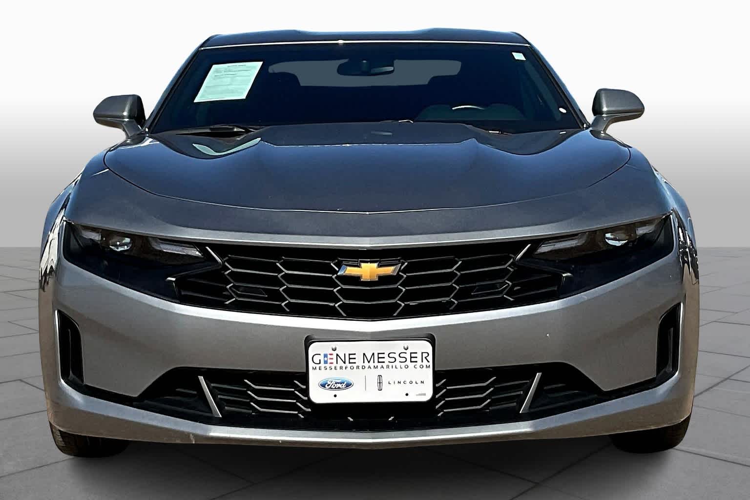 2023 Chevrolet Camaro 1LT photo 2