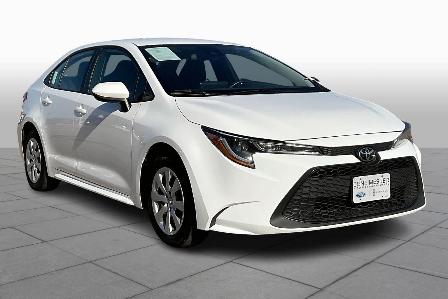 Used 2022 Toyota Corolla LE with VIN 5YFEPMAE0NP348316 for sale in Houston, TX