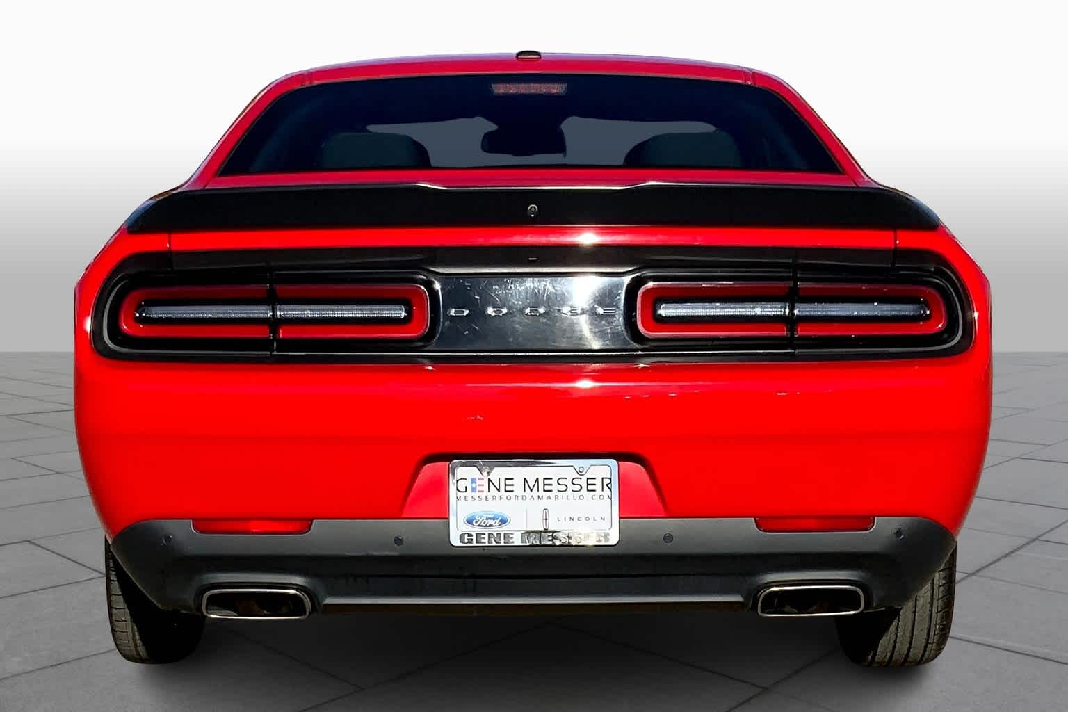 2023 Dodge Challenger GT photo 3