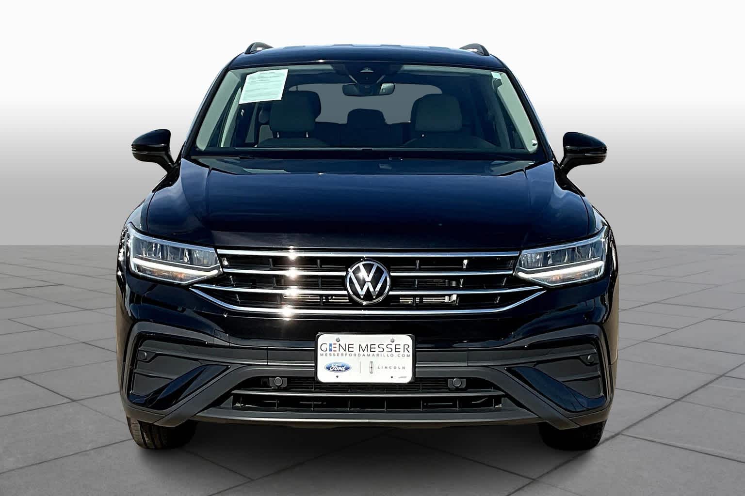 2023 Volkswagen Tiguan S photo 2