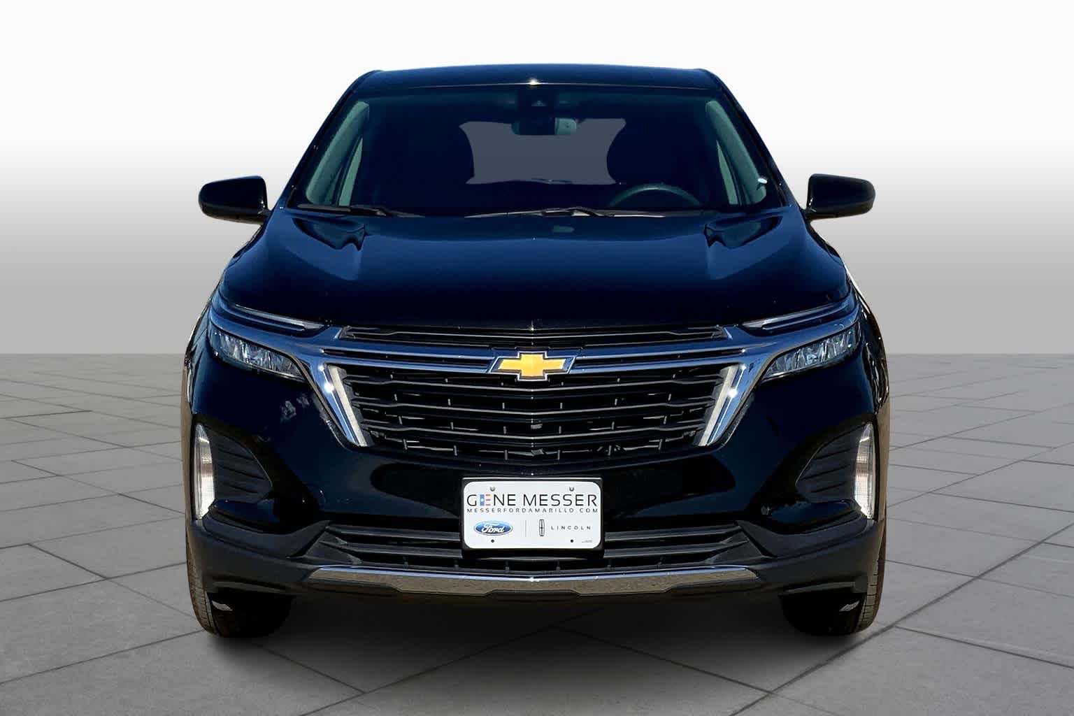2023 Chevrolet Equinox LT photo 2