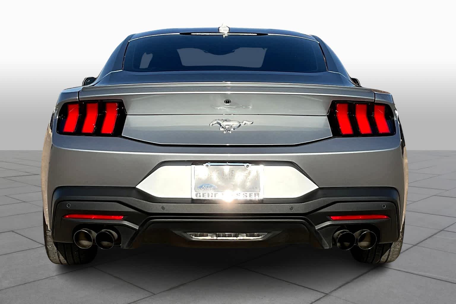 2024 Ford Mustang EcoBoost Premium photo 3