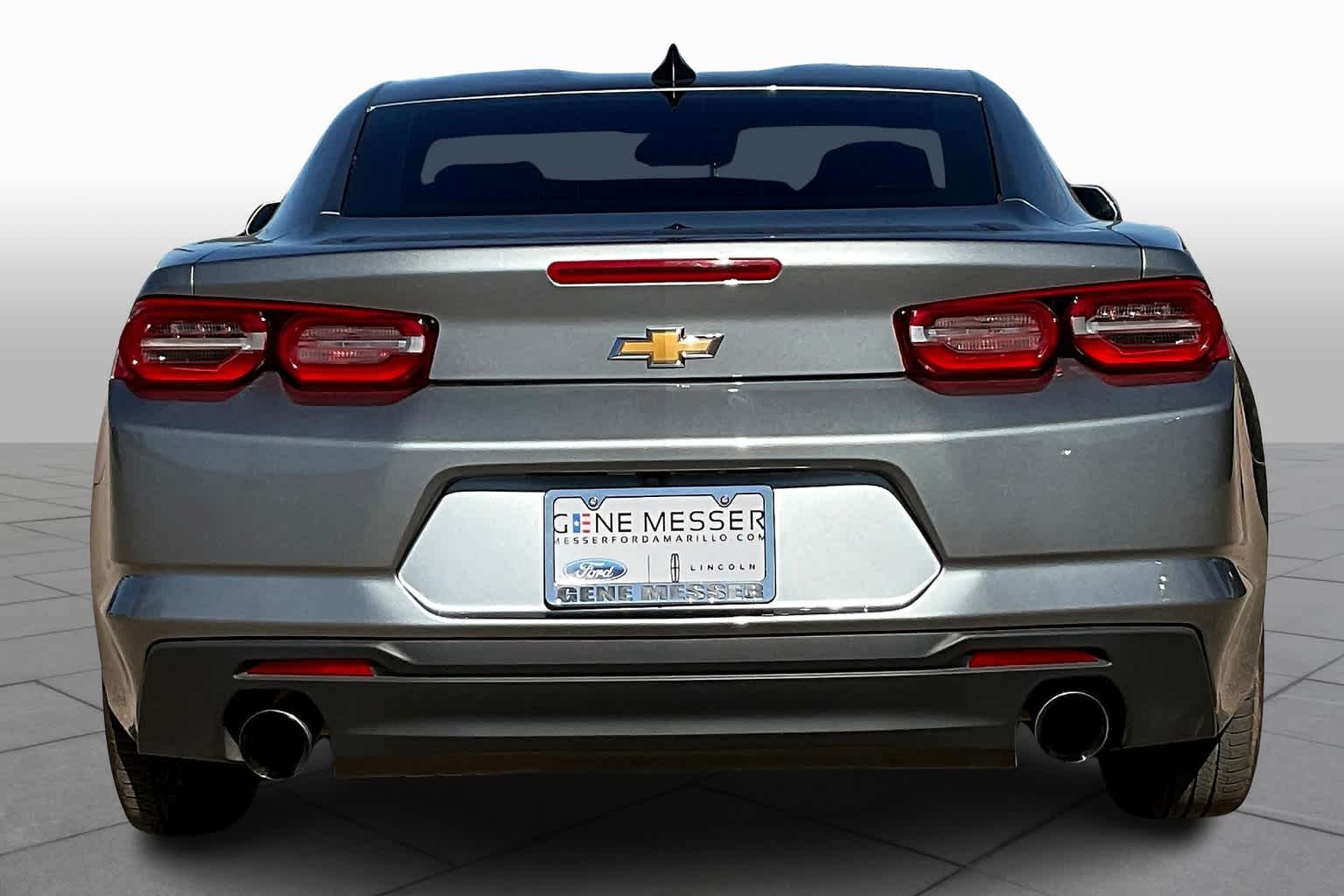2023 Chevrolet Camaro 1LT photo 3
