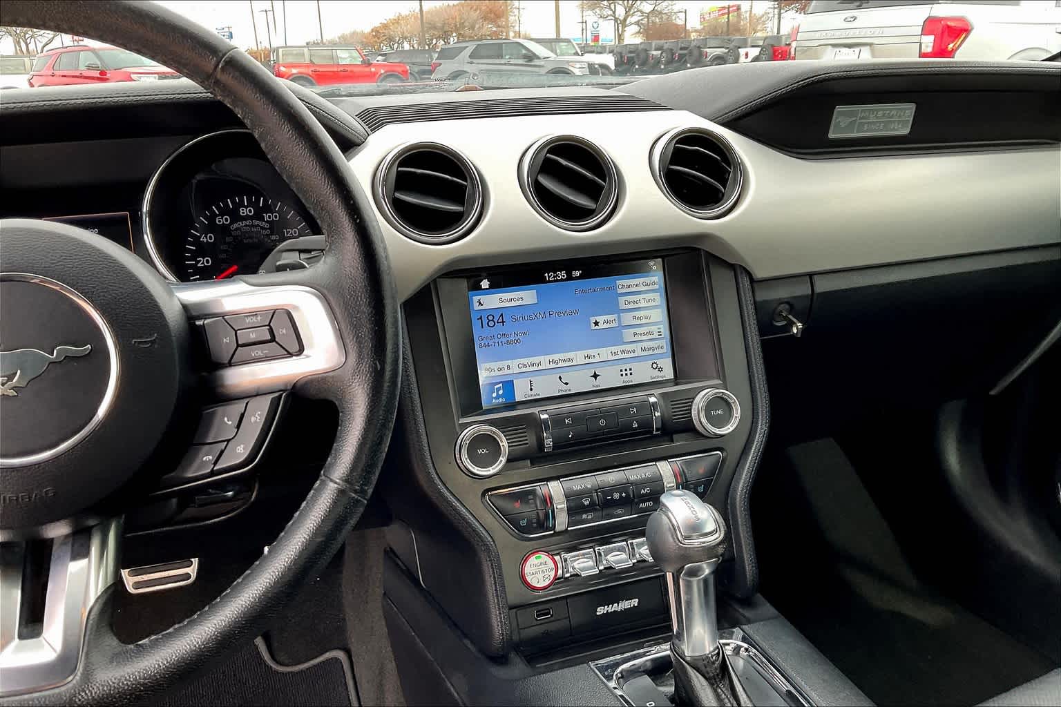 2016 Ford Mustang EcoBoost Premium photo 4