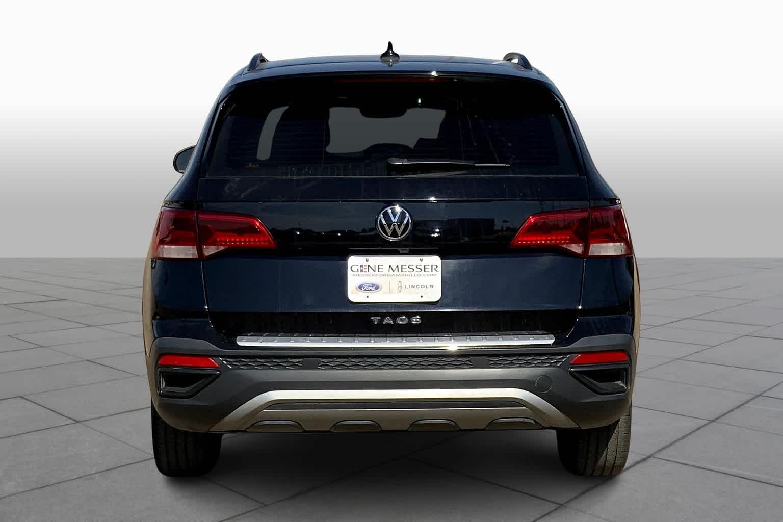 2022 Volkswagen Taos S photo 3