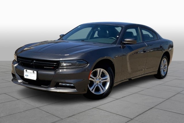 2019 Dodge Charger SXT's photo