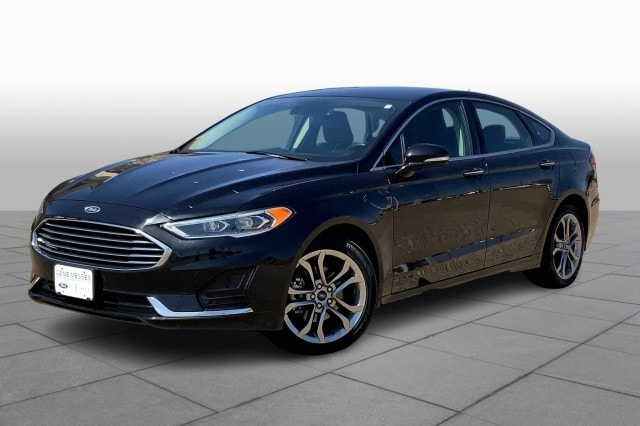 2019 Ford Fusion SEL's photo