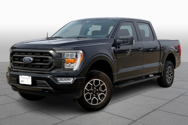 2022 Ford F-150 XLT's photo
