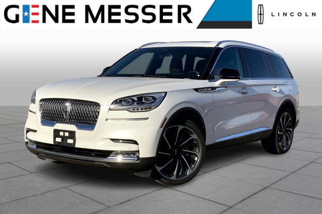 2023 Lincoln Aviator Reserve's photo