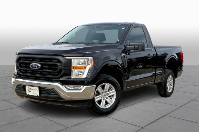 2021 Ford F-150 XL's photo