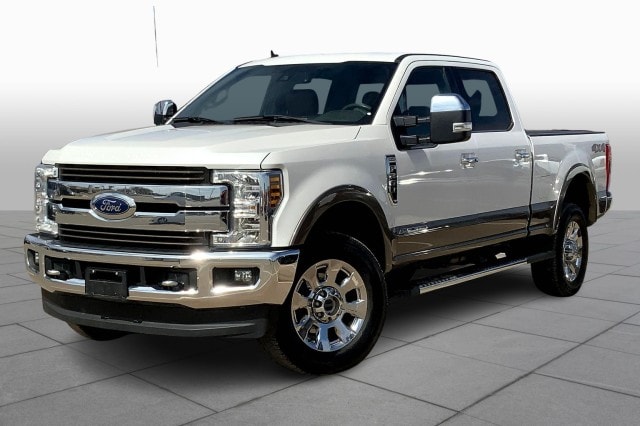2019 Ford F-350 Super Duty King Ranch's photo